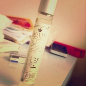 Perfume fragrance oil( fig extract)