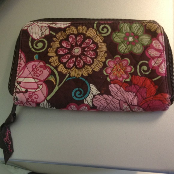 ❌❌SOLD❌❌Brown Vera Bradley Wallet