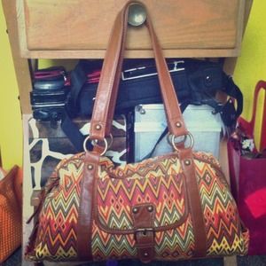 NWOT Tribal print purse