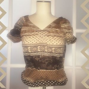 🎉30% off bundles🎉Cute casual brown top