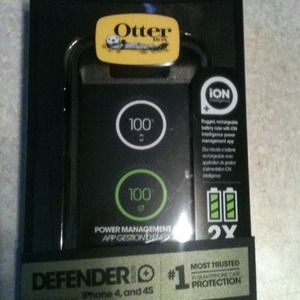 Otter defender cell phone cover