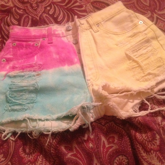 Brandy Melville high waisted shorts sz 26