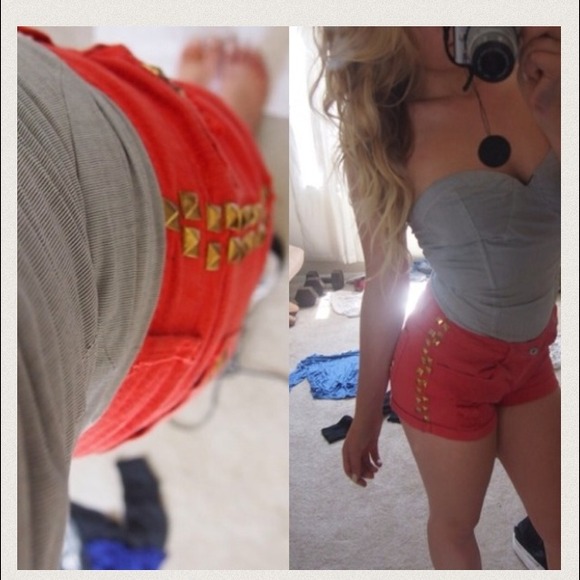 Outfit!! Tube top,shorts & cute watch! - Picture 2 of 2