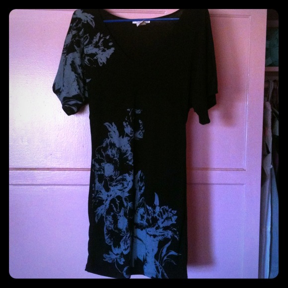 Beautiful dress bundle for thefabguru 😍