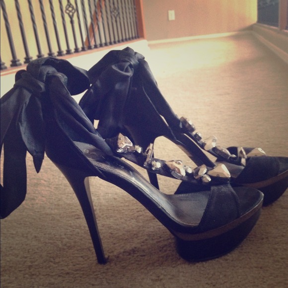 Bakers size 8 Heels