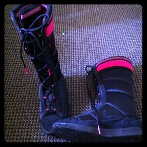 Winter boots Nike