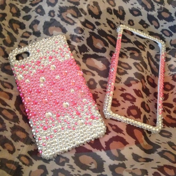 Pink and silver iPhone 4/4s case
