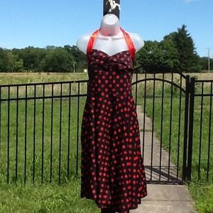 😿 SOLD,!! Polka Dot Red/Black Halter Sundress.
