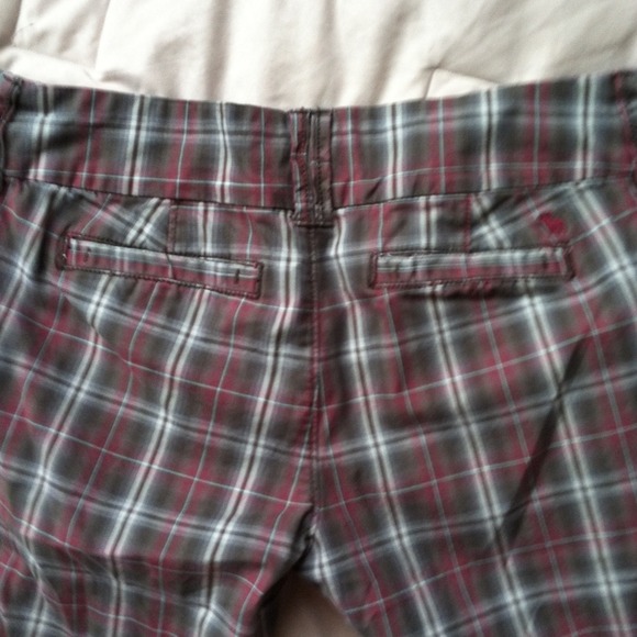 A&F Bermuda Short - Picture 2 of 2