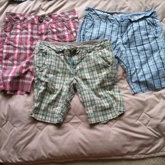 Bermuda Short Bundle - Picture 2 of 3