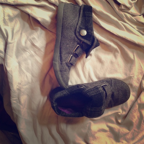 Size 7 1/2 Blowfish shoes