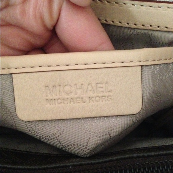 🔴SOLD🔴 MICHAEL Michael Kors Work Tote - Picture 3 of 4