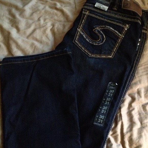 Frances 18" low rise, straight fit, boot cut leg