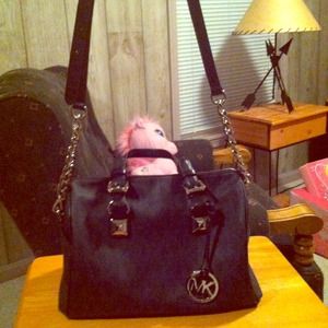 ******SOLD*******Michael Kors Grayson