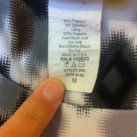 Cute autumn geometric shape pattern dress! - Picture 3 of 4