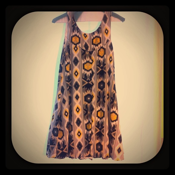 Cute autumn geometric shape pattern dress! - Picture 1 of 4