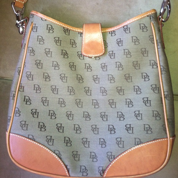 Dooney and Bourke jacquard shoulder bag