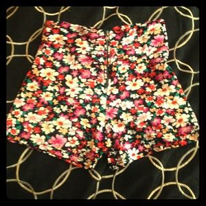 High waisted cotton shorts