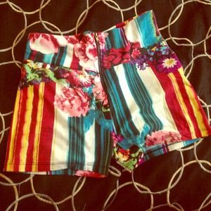 Hugh waisted cotton shorts