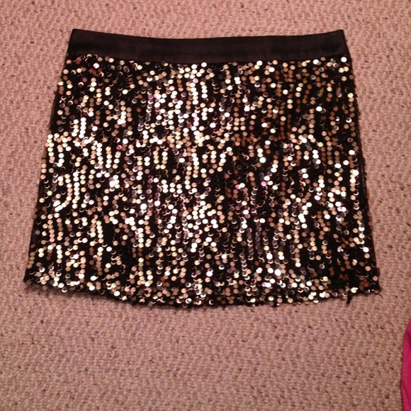 **Sold**Sale**Cute, eye catching skirt! :))