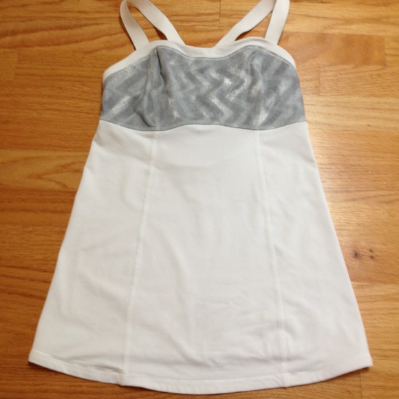 Special Edition Lulu tank---Amazing condition