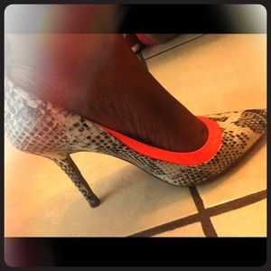 Bcbg Pumps