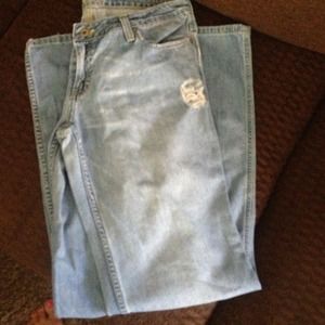 Women's American Eagle boyfriend jeans