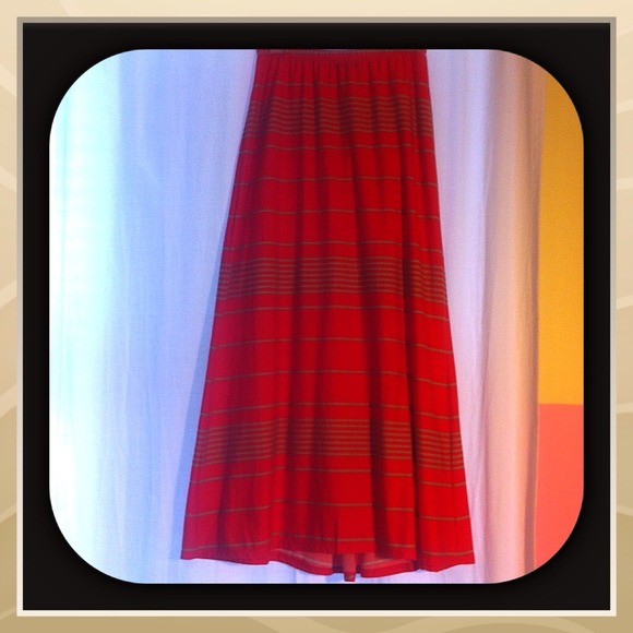 Cute maxi skirt. - Picture 1 of 2