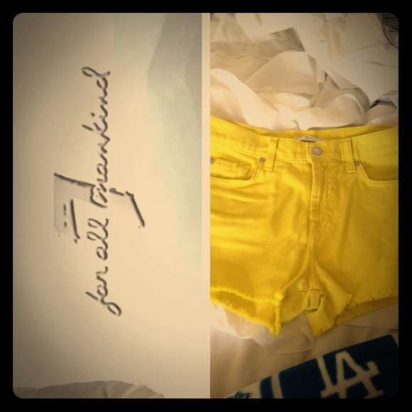 ***TRADED** 7 for all mankind yellow shorts