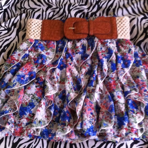 Rue 21 skirt small