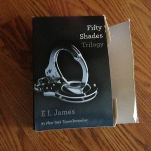 3 fifty shades books