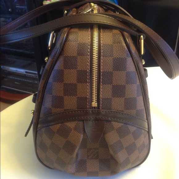 🅾SOLD🅾Authentic LV Damier Rivington GM - Picture 3 of 4