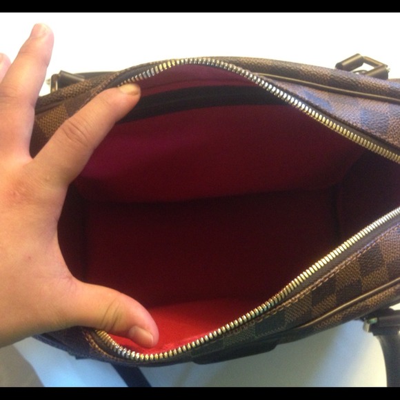 🅾SOLD🅾Authentic LV Damier Rivington GM - Picture 4 of 4