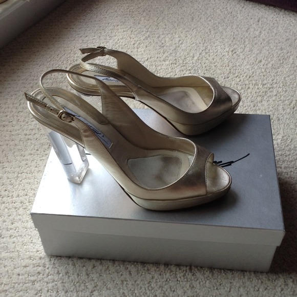 Brian Atwood Gold sling back with lucite heel - Picture 1 of 4