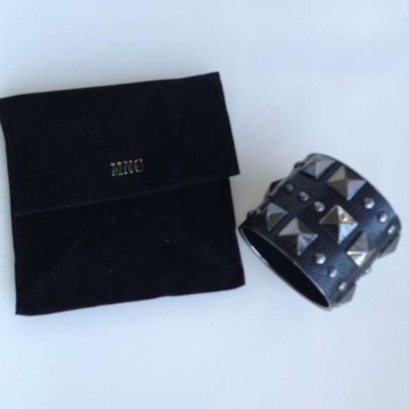 💛MNG bangle💛 - Picture 2 of 3