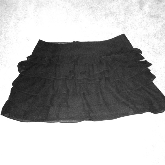 Ruffle skirt