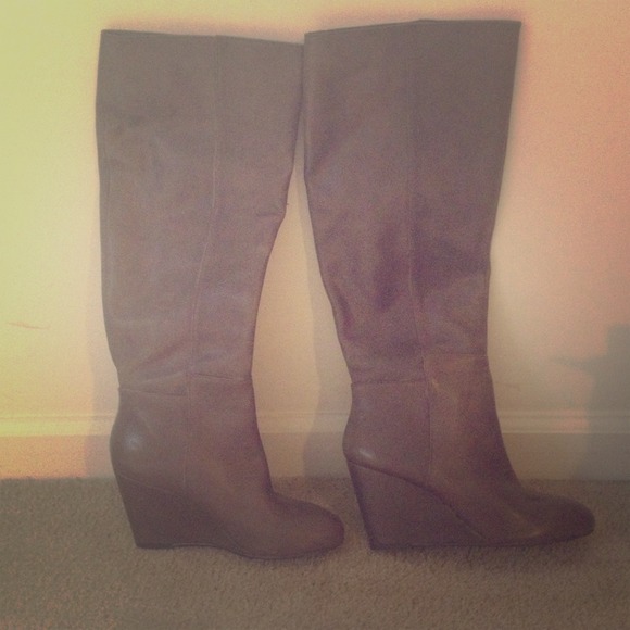 Steve Madden brown boots.
