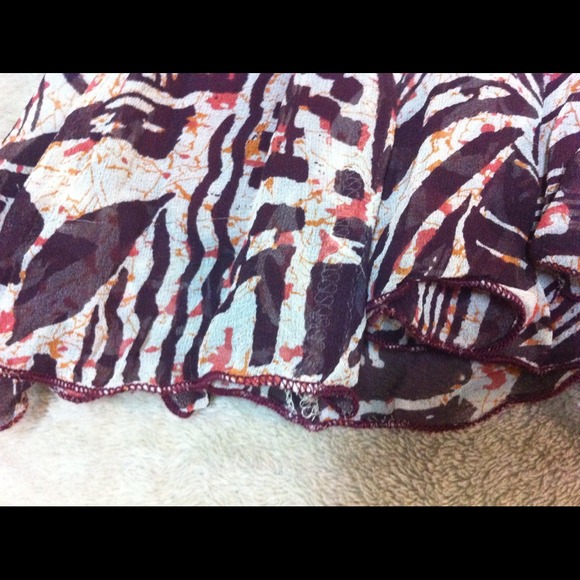 Patterned Skirt - Picture 3 of 3