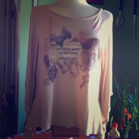 Top rectangle cut t-shirt! beige color