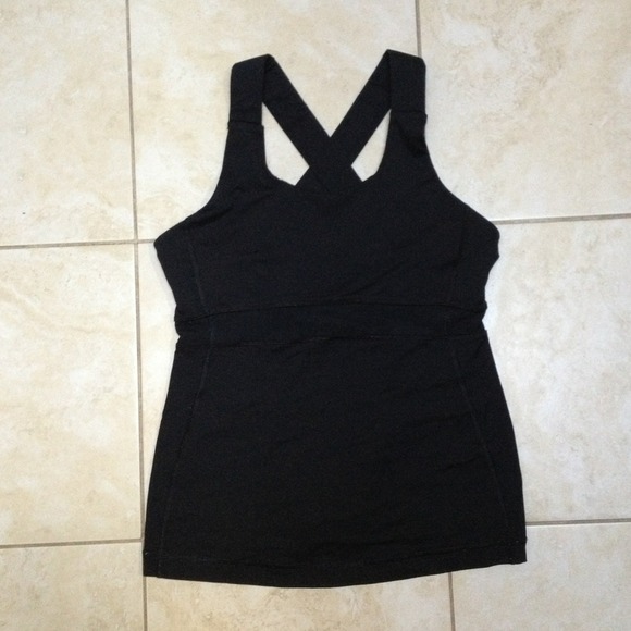 Lulu work out tank, black size 8