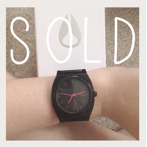 🚫SOLD Nixon watch
