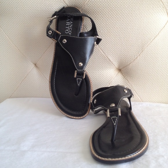 ✳SOLD✳Franco Sarto Black Leather Sandal Sz 6