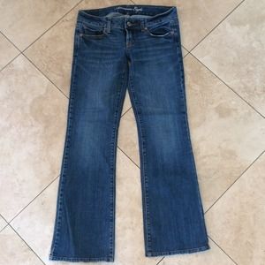AE 'favorite boyfriend' jeans