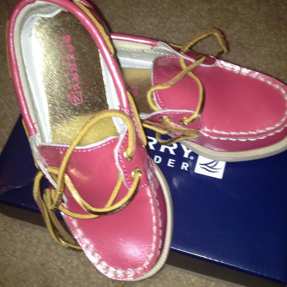 Kids sperry shoes - Picture 2 of 4