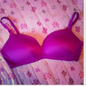 ✨Bundle✨Victoria's Secret bio fit bra
