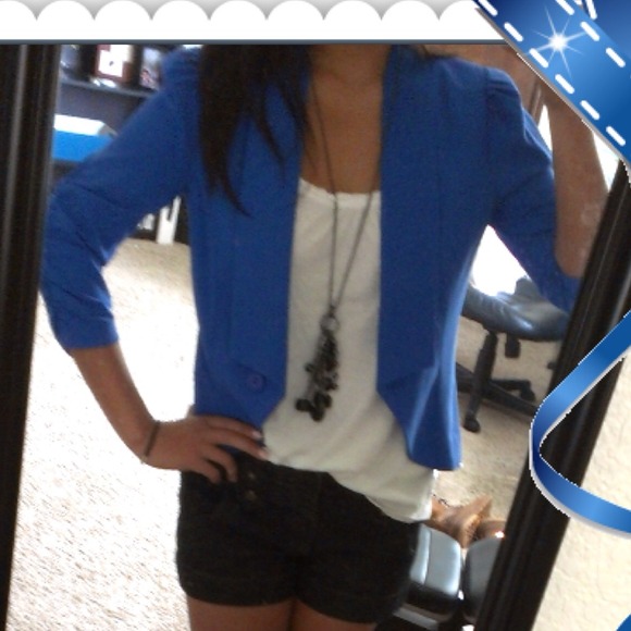 Blue blazer - Picture 2 of 3