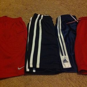 SOLD IN BUNDLE w/aero shirts