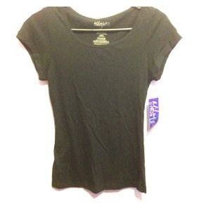 Miley Cyrus black tee (NWT)