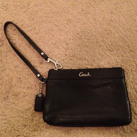 Coach Wristlet Clutch Purse Black