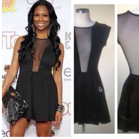 βSOLDβ MESH DRESSππ - Picture 3 of 4